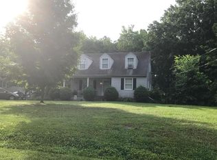 1206 W Osborn Rd, Farmville, VA 23901