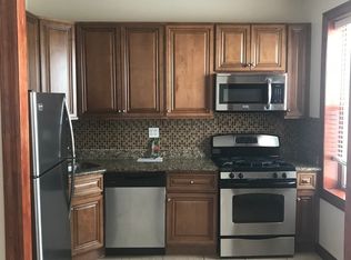 610 67th St APT 2R, Brooklyn, NY 11220