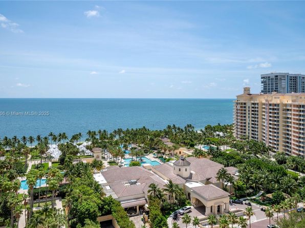 781 Crandon Blvd APT 1802