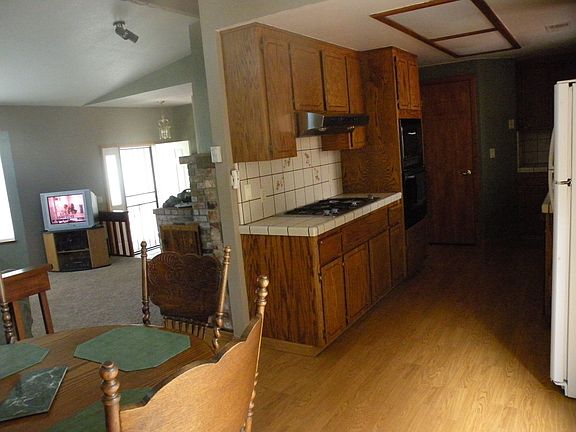 dining & kitchen,living room