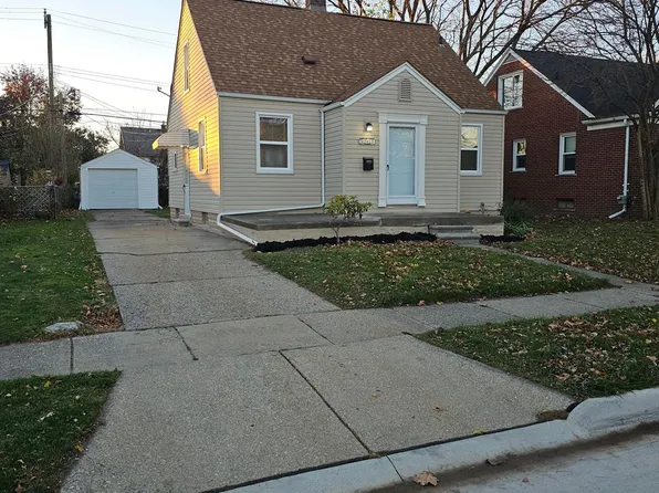 22413 Nevada Ave, Eastpointe, MI 48021