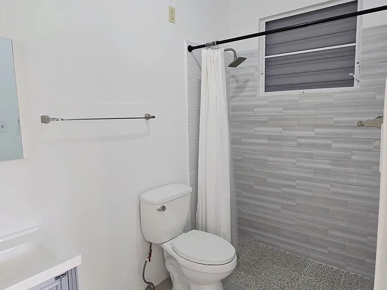 Carr #2 Urb. Villa Avelina — Photo 36