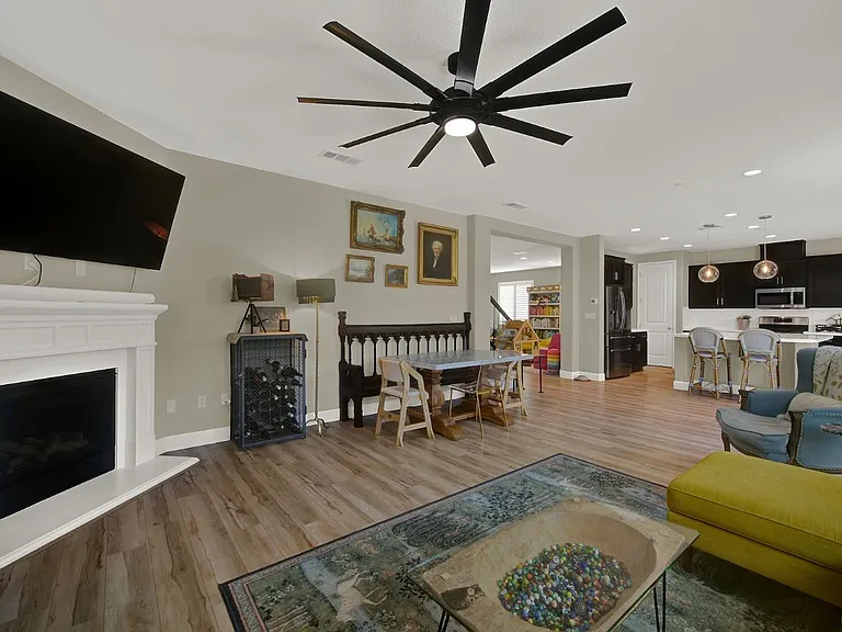 4037 Crane Ct — Photo 18