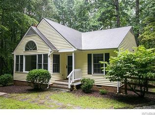 2556 Log Cabin Rd, Maidens, VA 23102