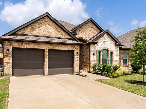2nd image of 3648 Walnut Ridge Dr