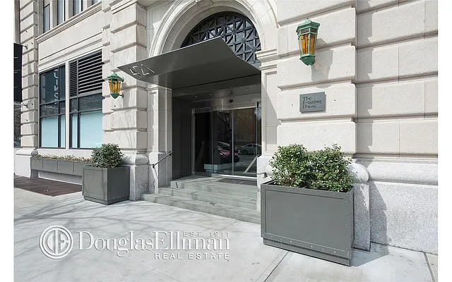 Sold by Douglas Elliman | media 15