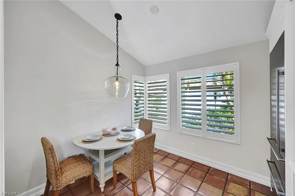 2 bed, 2.0 bath, 1665 sqft, $10,000 — Photo 4