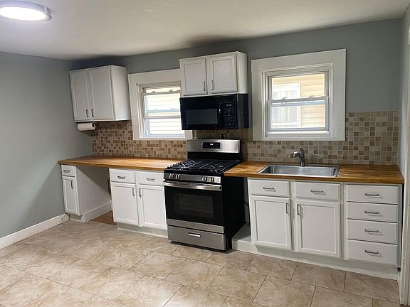 5th image of 1051 Maplewood Ave #2