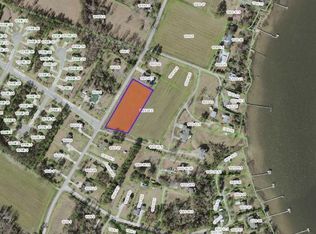 Seagate Ln, Swansboro, NC 28584