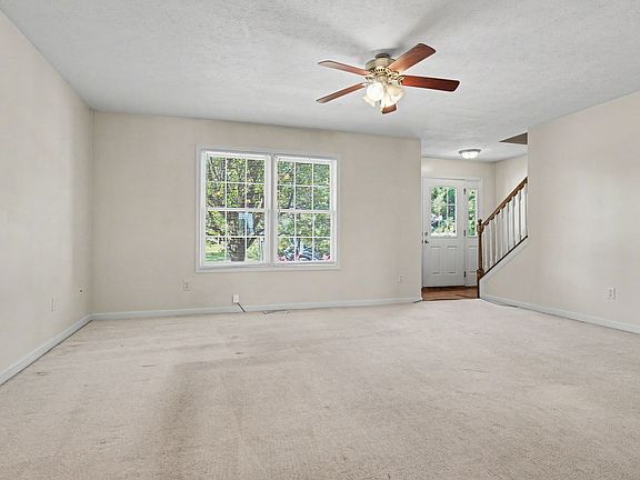 3rd image of 1614 Belclare Rd