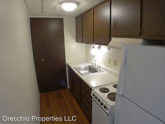 5th image of 505 Pine Valley Dr APT G39