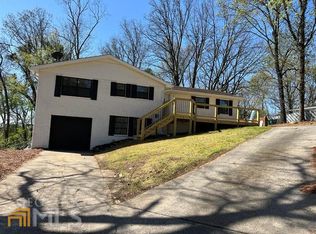 1152 Rebel Ridge Dr, Marietta, GA 30062