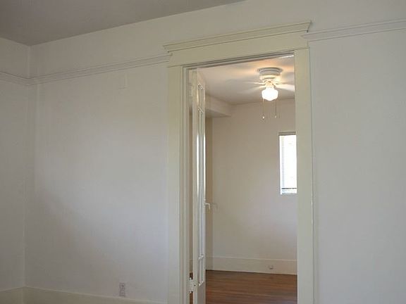 4th image of 2417 Marathon St
