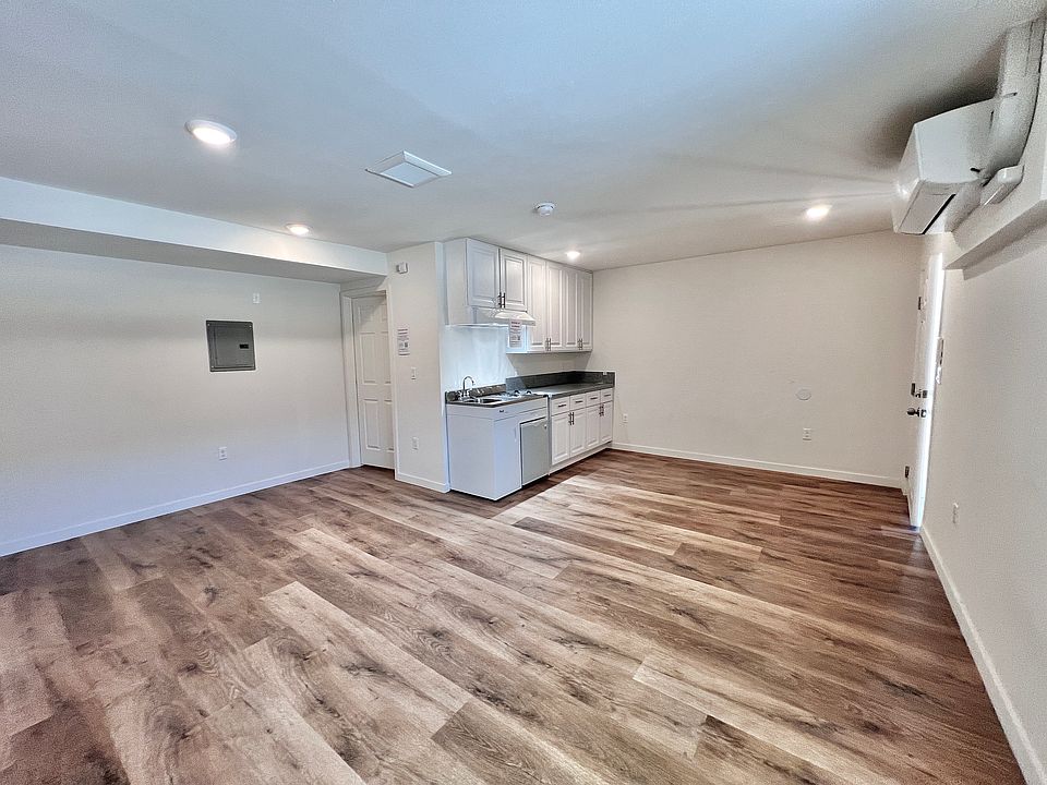 1st image of 12040 Strathern St #50