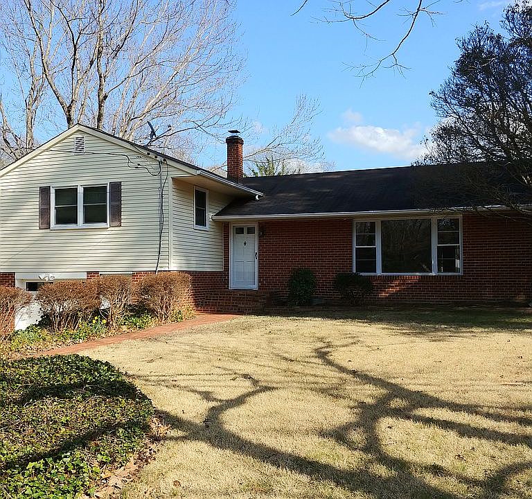 1st image of 23350 Town Creek Dr
