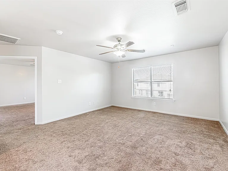 20926 Kenna Cove Ln — Photo 34