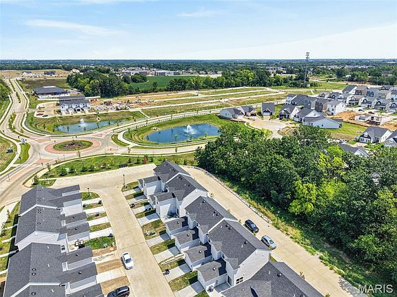 5th image of 405 Sunset Hollow Dr