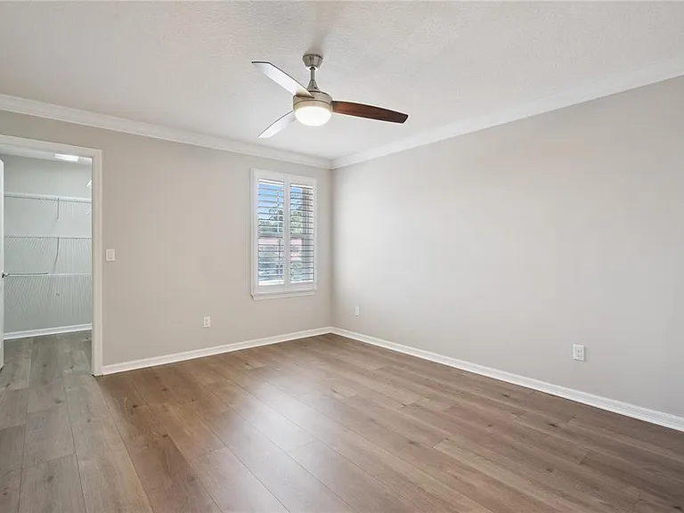 5640 Siracusa Ln — Photo 20