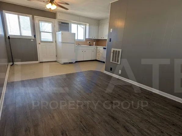 1214 S Blake St, Stockton, MO