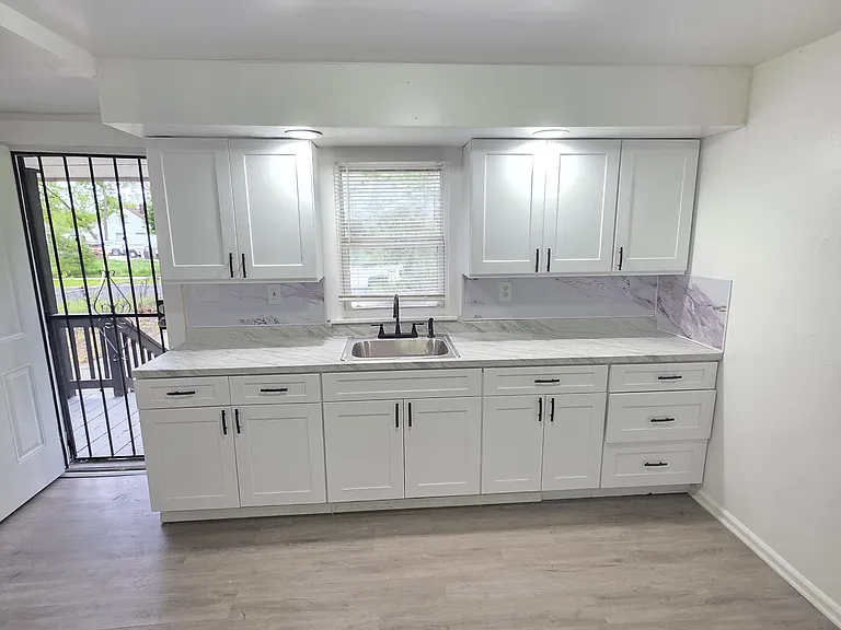 8408 Mettetal St — Photo 11