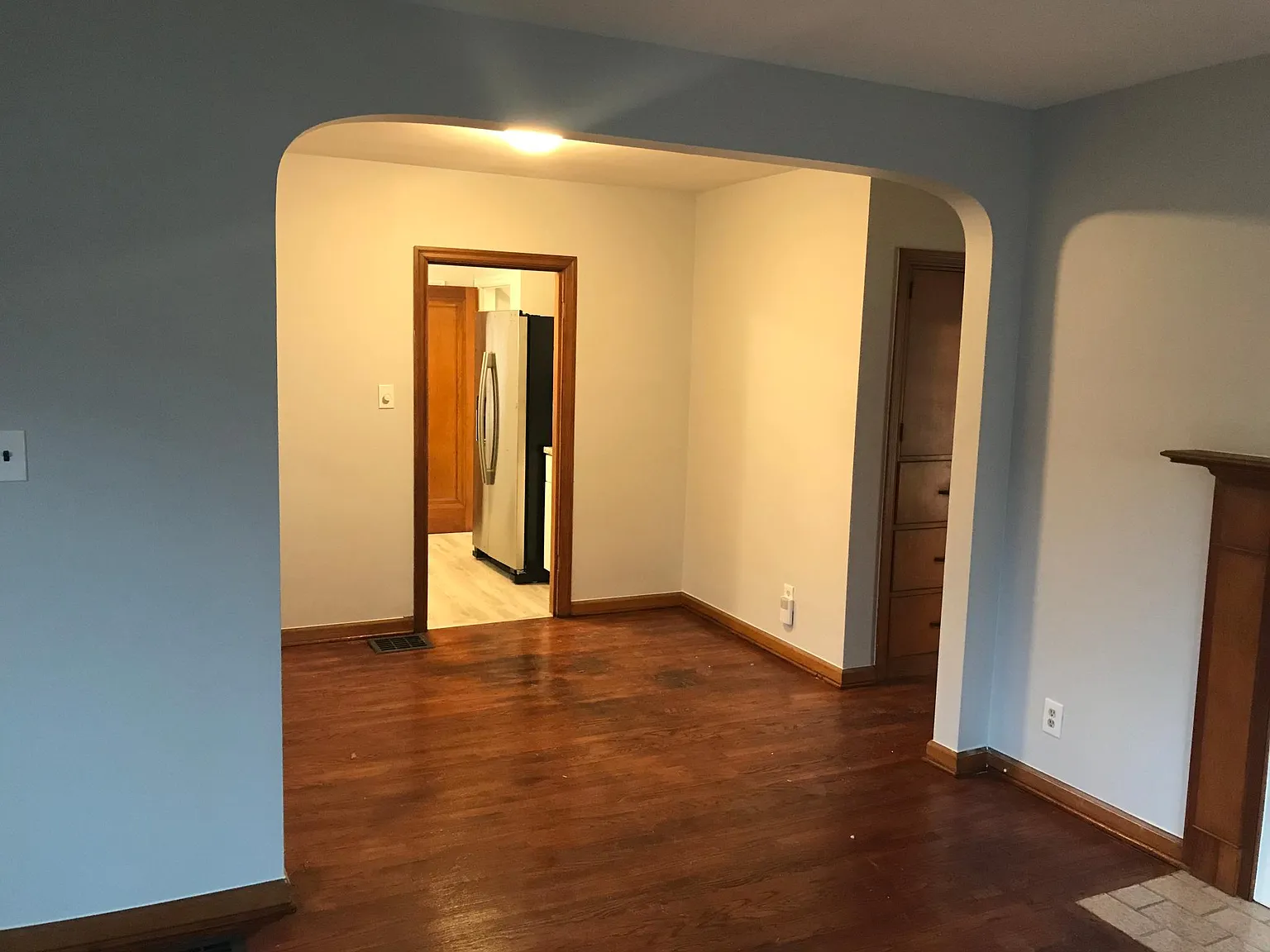 2 bed, 792 sqft, $2,100 — Photo 3