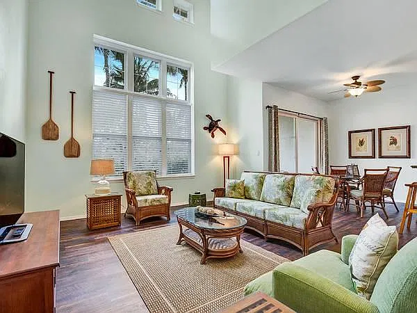 2 bed, 2.5 bath, 1416 sqft, $7,750 — Photo 2