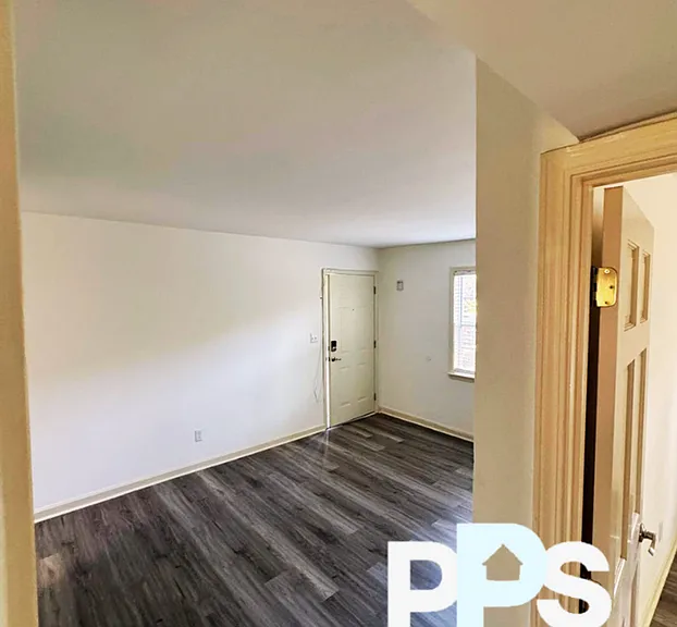 615 Boulevard SE #7 — Photo 8