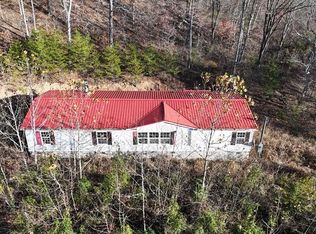 1402 Long Branch Rd, Louisa, KY 41230