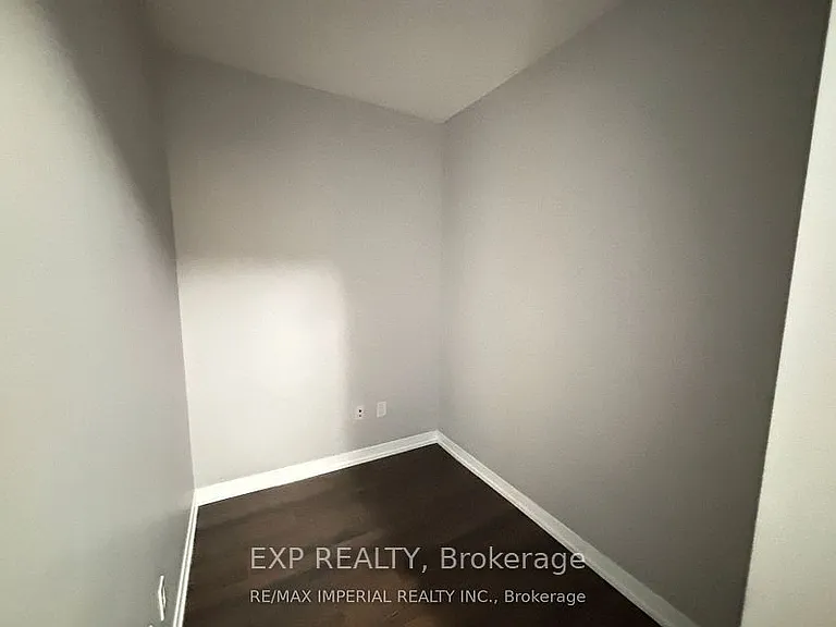 2520 Eglinton Ave W #1212 — Photo 9