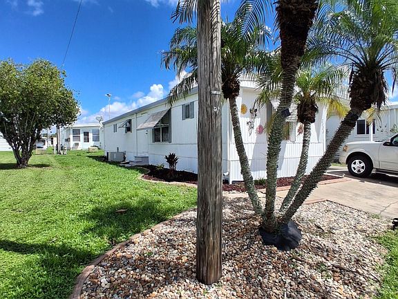 5th image of 2128 Jacaranda Way