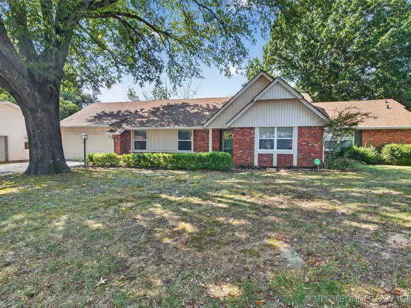 8308 S Indianapolis Pl, Tulsa, OK 74137