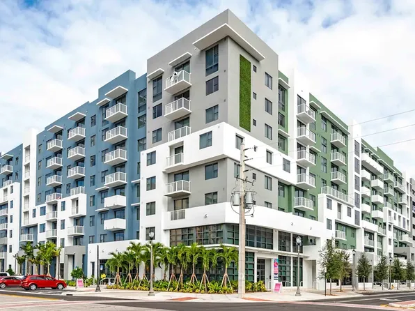 2147 NE 164th St #309, North Miami Beach, FL 33160