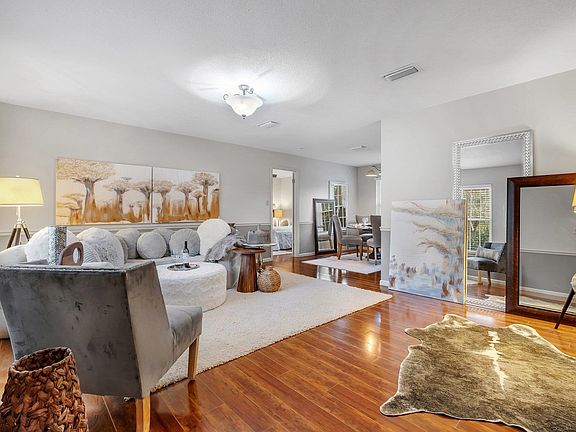 2nd image of 3423 Thresher Dr