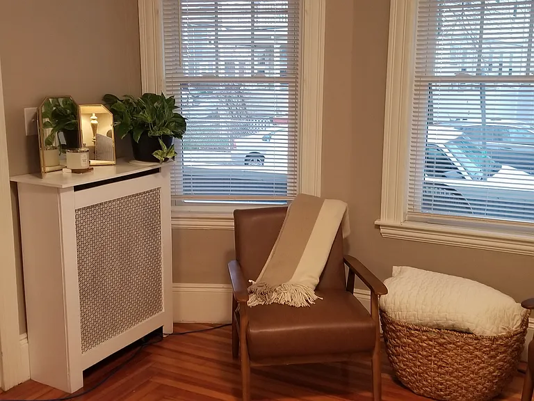 40 Dunbar Ave #1 — Photo 4