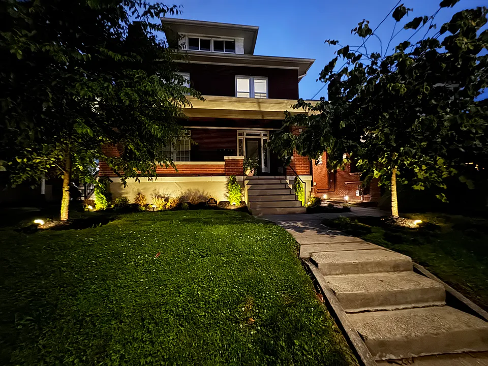 2012 Edgeland Ave #1