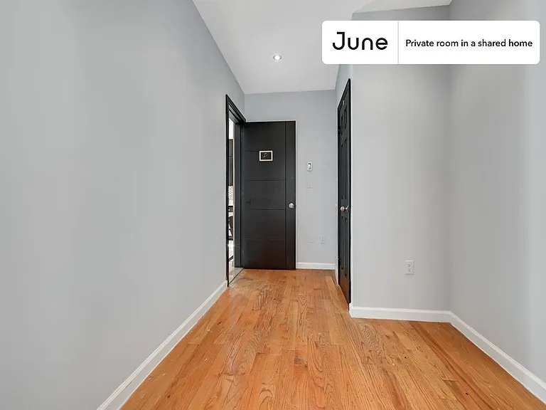 225 W 109th St #D — Photo 4