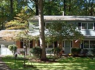 6602 Reynard Dr, Springfield, VA 22152