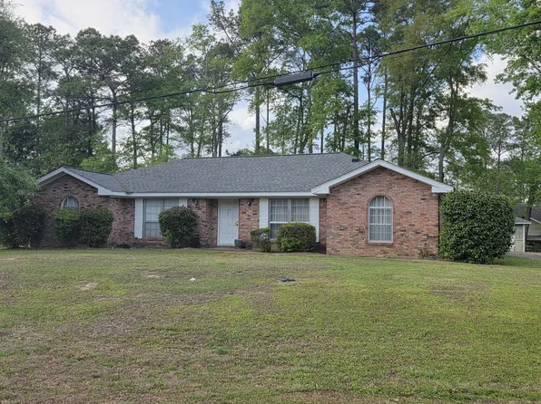 1006 Southeast Cir, Hattiesburg, MS 39402