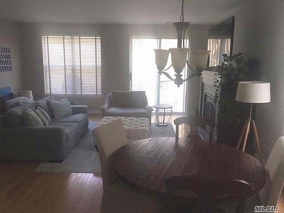 5th image of 206 Windward Ct N