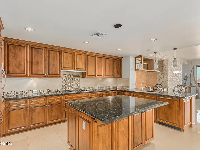 7175 E Camelback Rd #707 — Photo 5