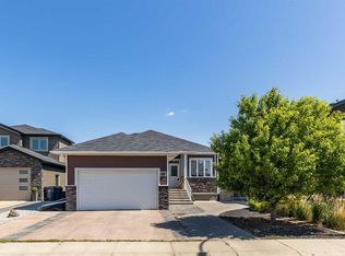 376 S Somerside Cres SE, Medicine Hat, AB T1B0N3