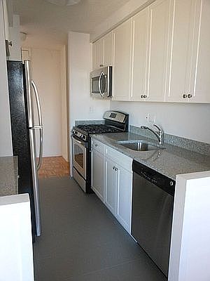 1st image of 70 W 95th St APT 2D