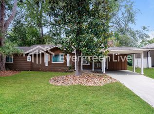 1018 Meadow Heights Dr, Jackson, MS