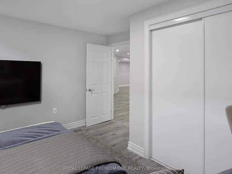 76 Birkett Way #BASEMENT — Photo 12