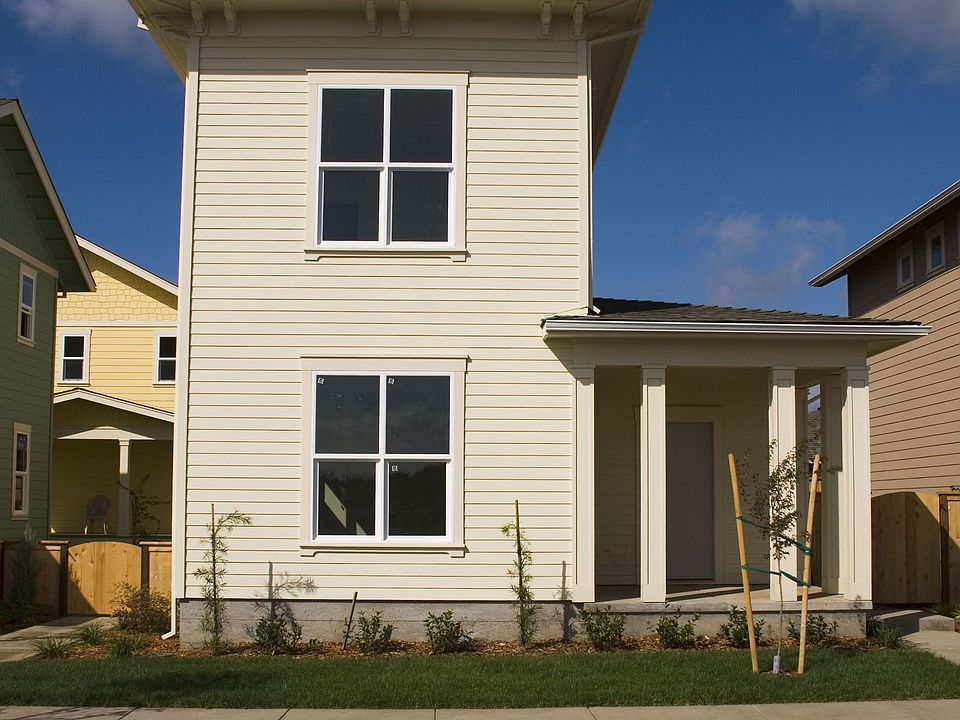 Chestnut Model - Exterior