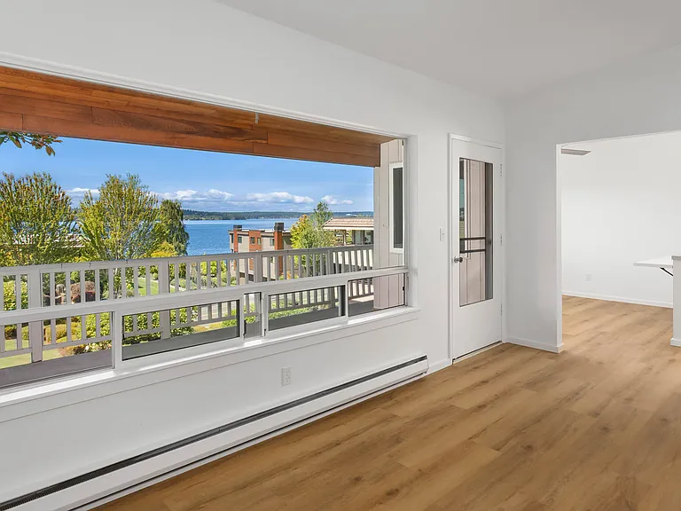 View out to Lake Washington from living room