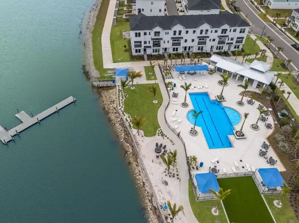 7420 Newham Ln, Sarasota, FL 34240