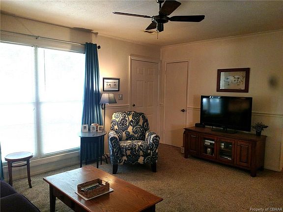 4th image of 10007 Forest Grove Dr