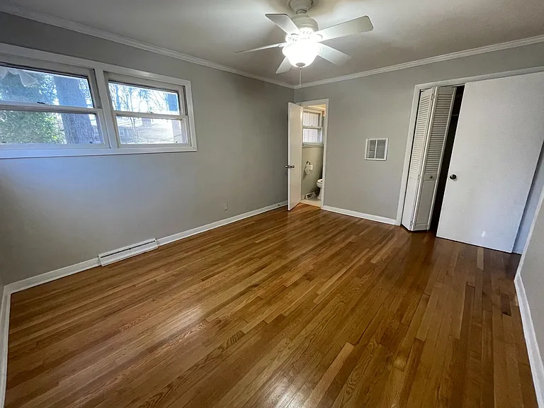 717 Williams Cir — Photo 17