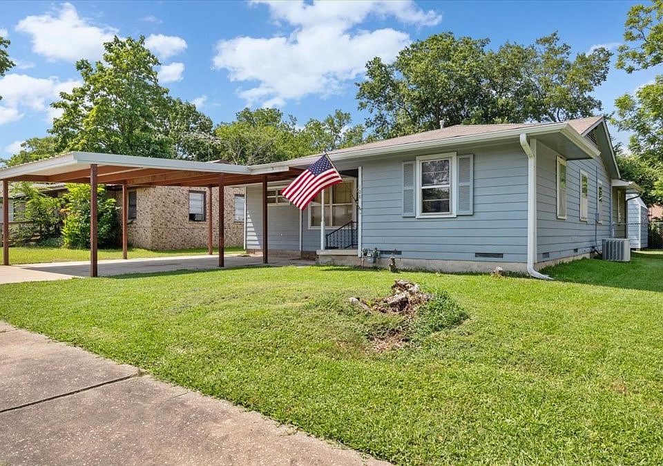 108 Leslie St, Bonham, TX 75418 Zillow